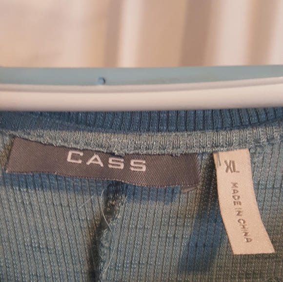 Long sleeved - Picture 2 of 4